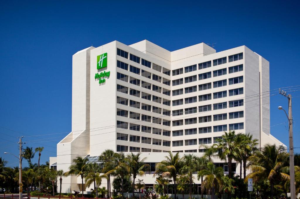 Holiday Inn Palm Beach-Airport Conference Center an IHG Hotel Main image 1